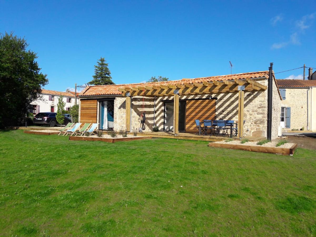 La Pergo Villa La Gaubretiere Eksteriør billede